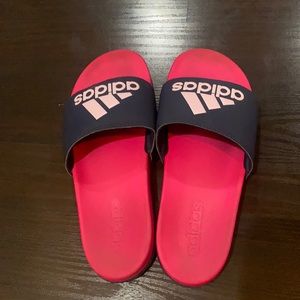 Adidas woman’s slides. Navy and Pink